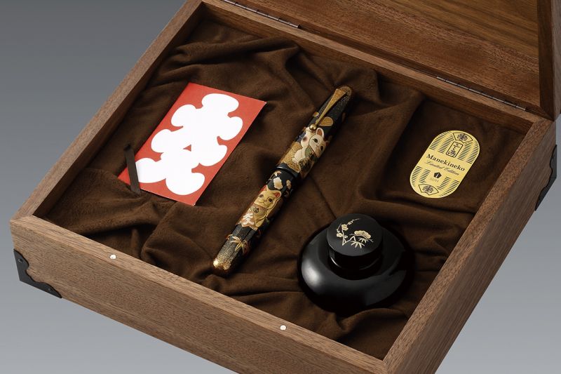 maneki neko maneki neko